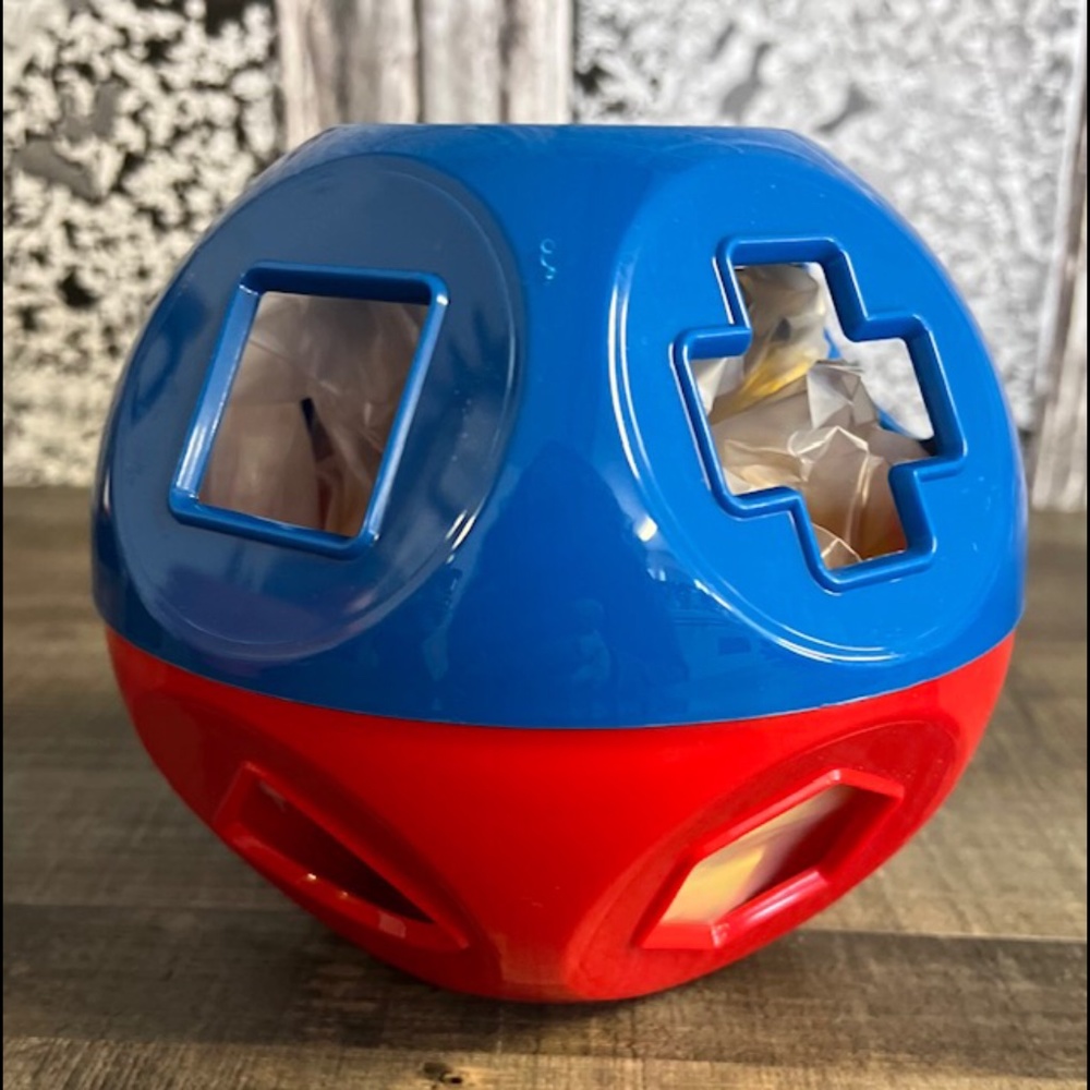 Tupperware Shape O Toy